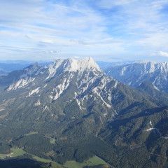 Flugwegposition um 14:20:03: Aufgenommen in der Nähe von Weng im Gesäuse, 8913, Österreich in 2040 Meter